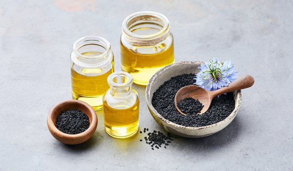 Avec quoi peut-on mélanger l'huile de nigelle